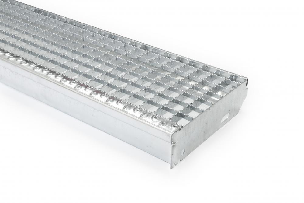 Schodiskové stupne 800x270 protišmykové